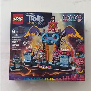 New unopened! Lego Building Set Colorful Concert Stage
